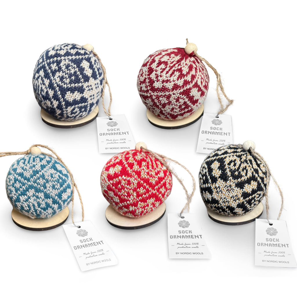 Zelta Knit Christmas Ornaments - 5-Piece Set